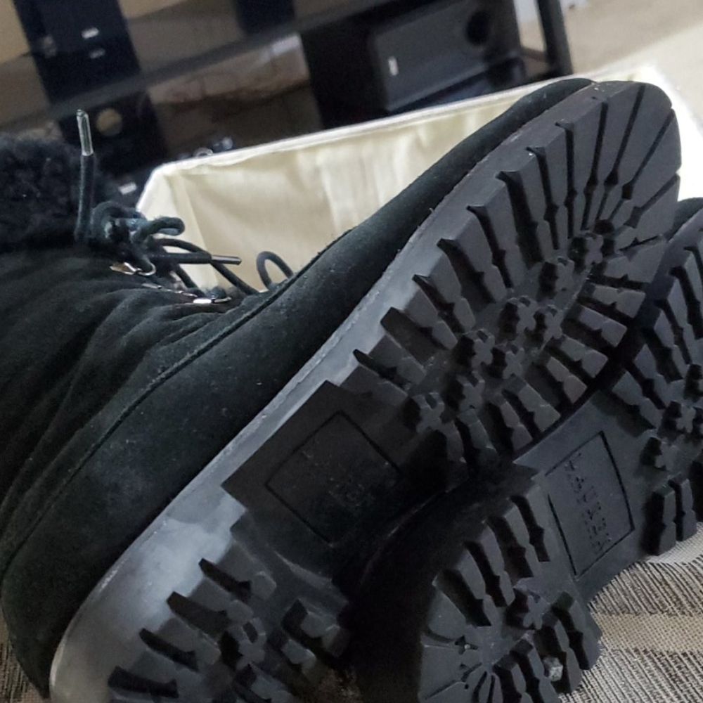 Comfortable Boots - image 4